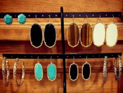 Kendra Scott Clear Sling Bag Stylish And Practical