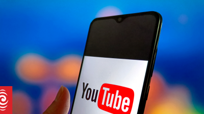 YouTube turns to AI to spot children posing as adults | RNZ News